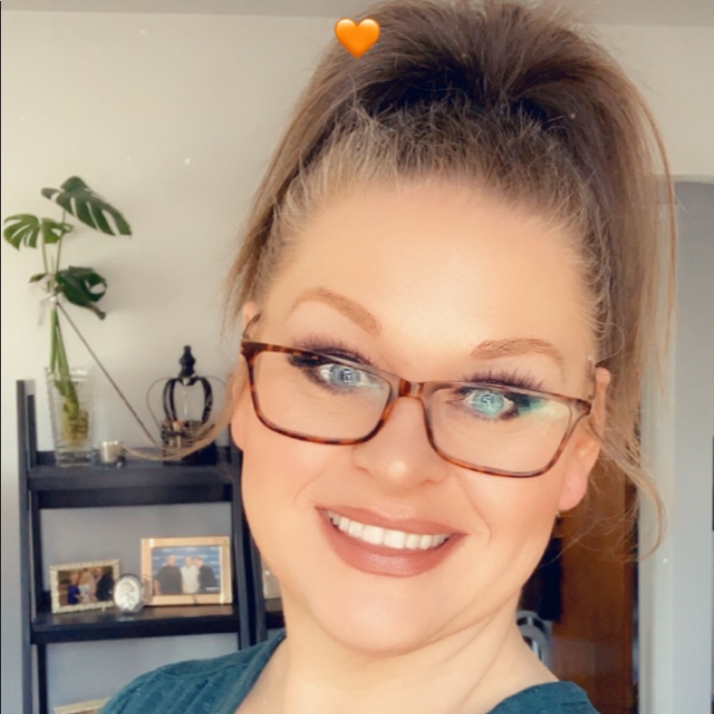 Meet Kaity, your Posh Ambassador!! 💜